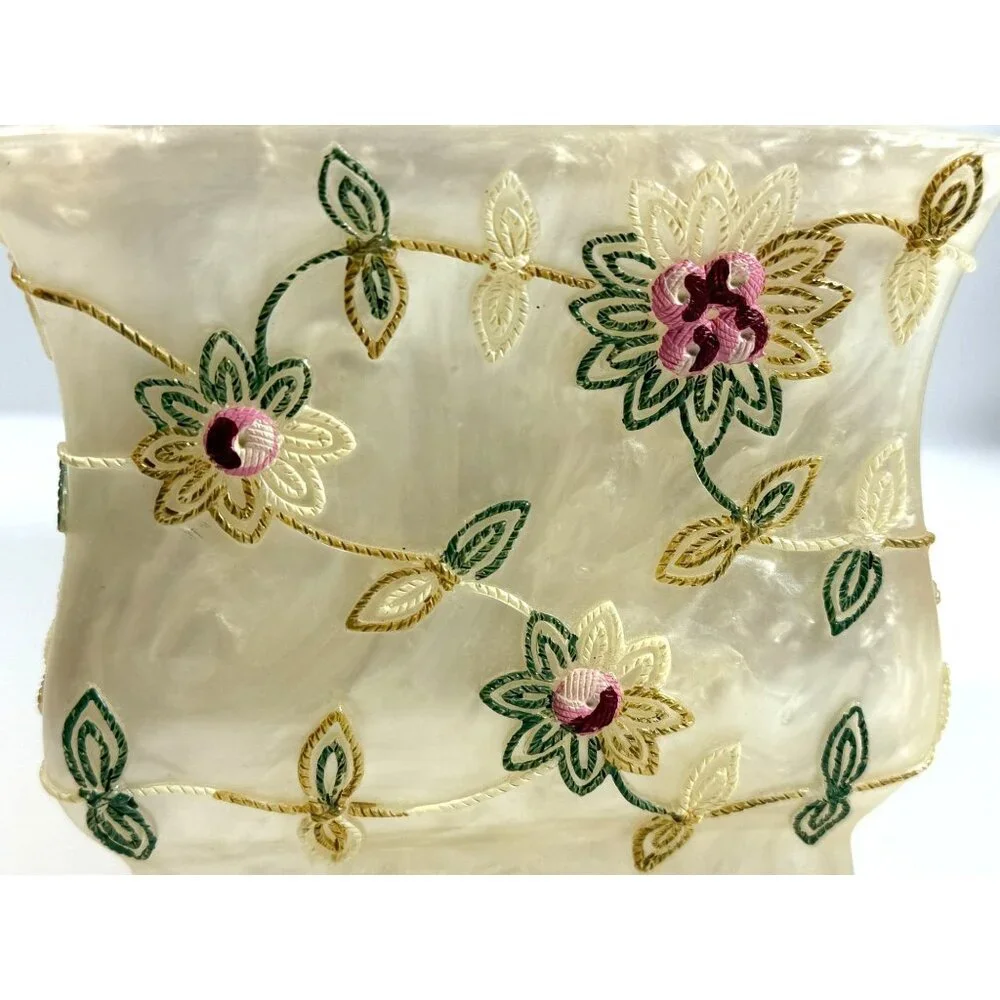 Popular Bath Embroidered Floral Acrylic Tissue Box Cover‎ Cottagecore Grannycore